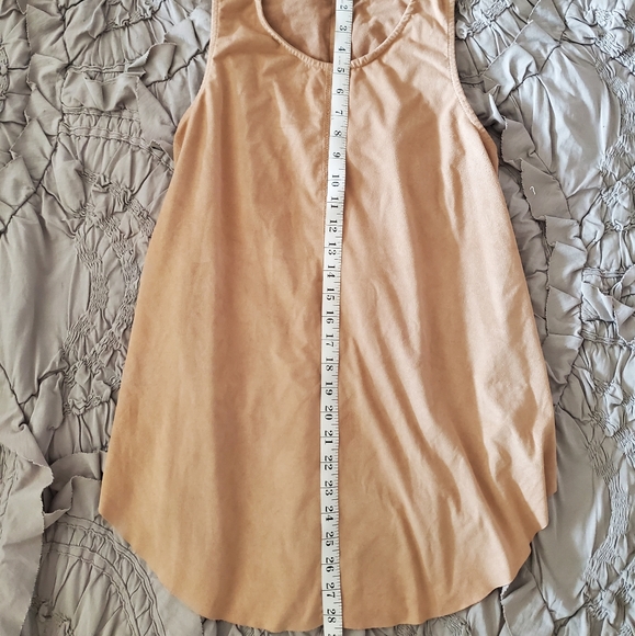 Adorable Super Soft Faux Suede Top Size M - Picture 7 of 8